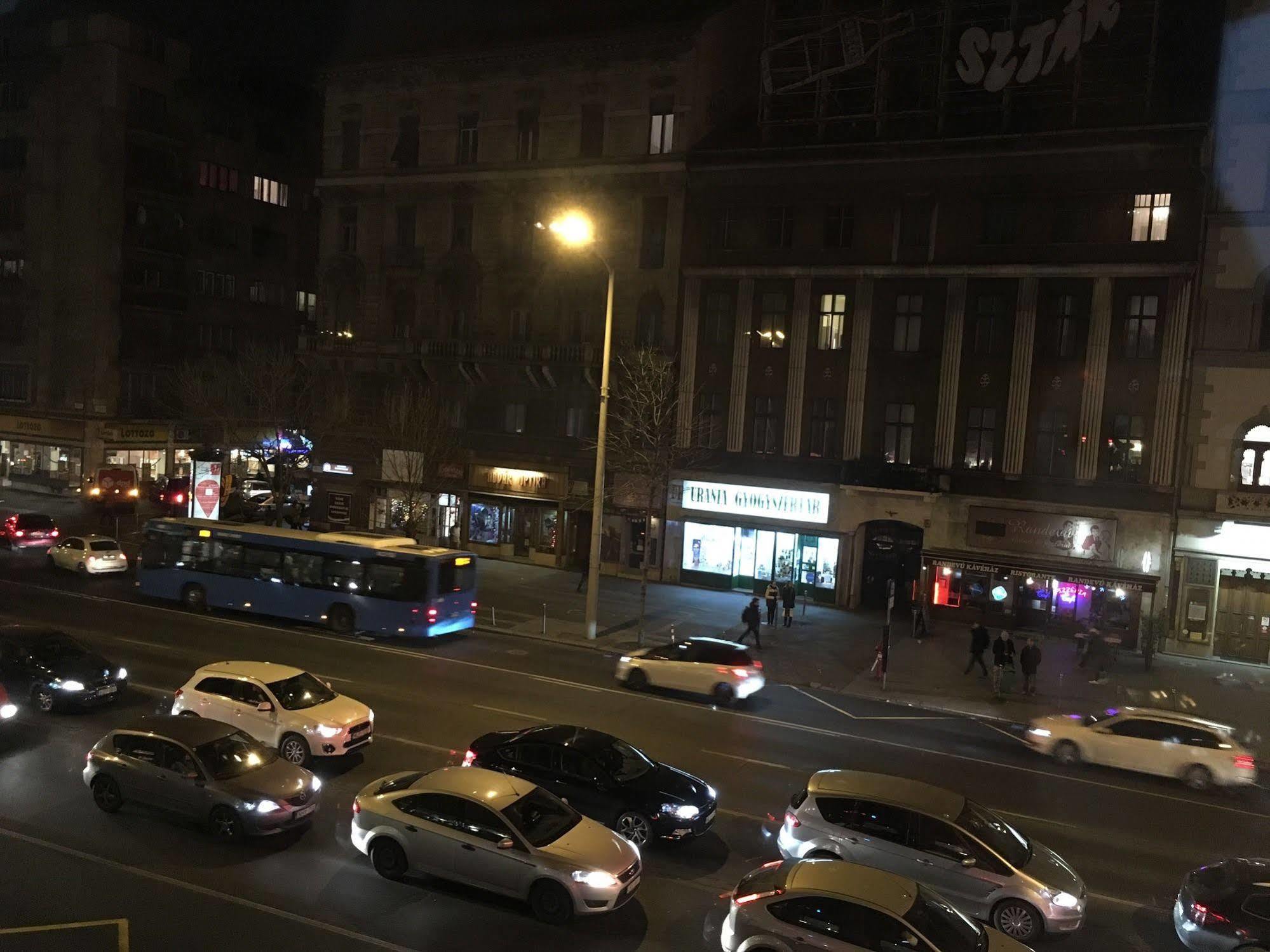 Hotel California Budapest Exterior foto